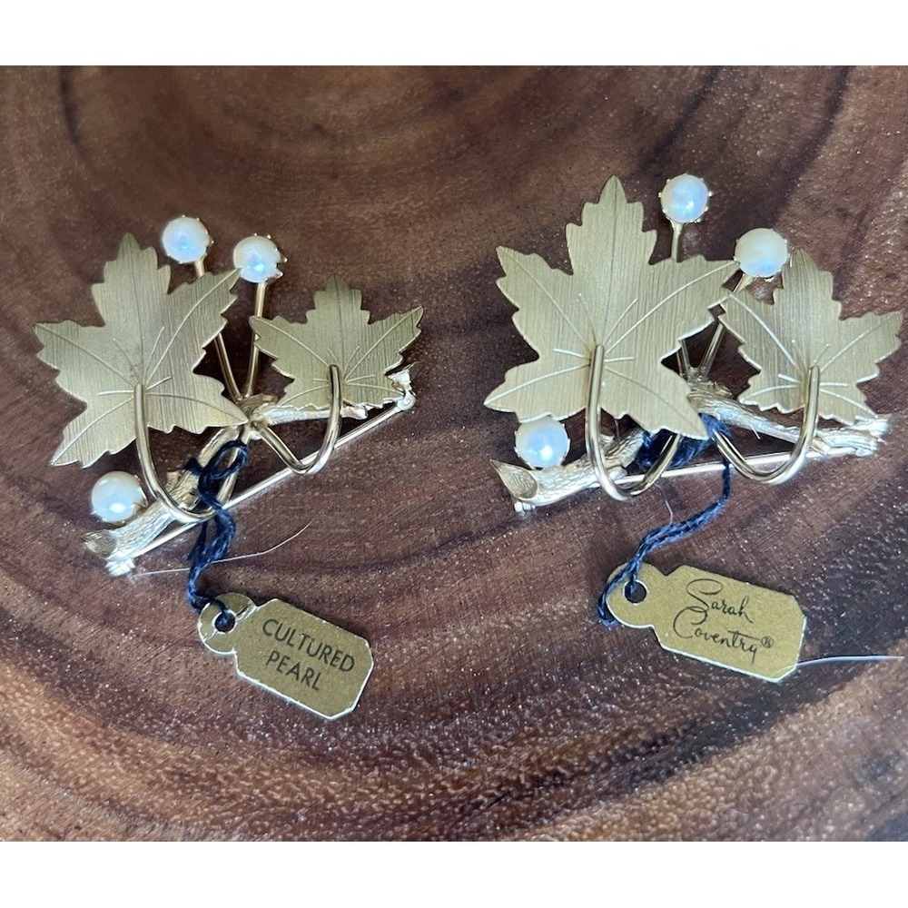 Vintage Sarah Coventry Gold Tone Maple Leaf Brooches with Real Pearls Lot Of 2!‎